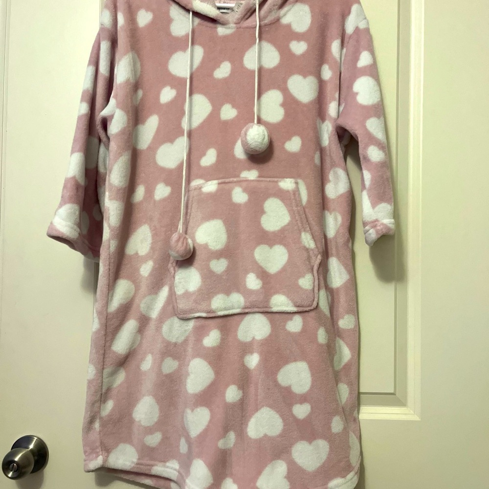 Cozy pullover night wear